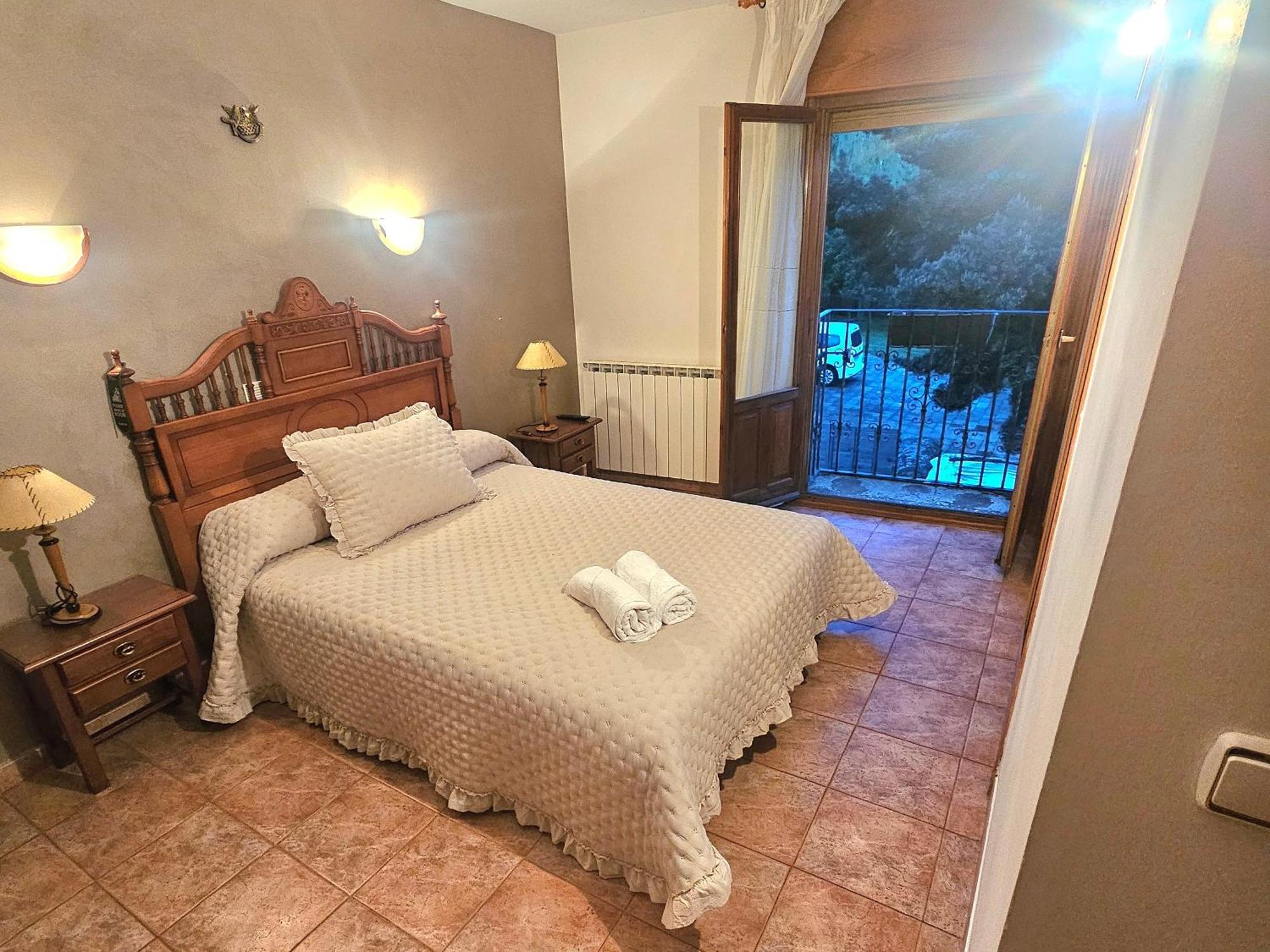 Hostal Jj Salduero Exterior photo